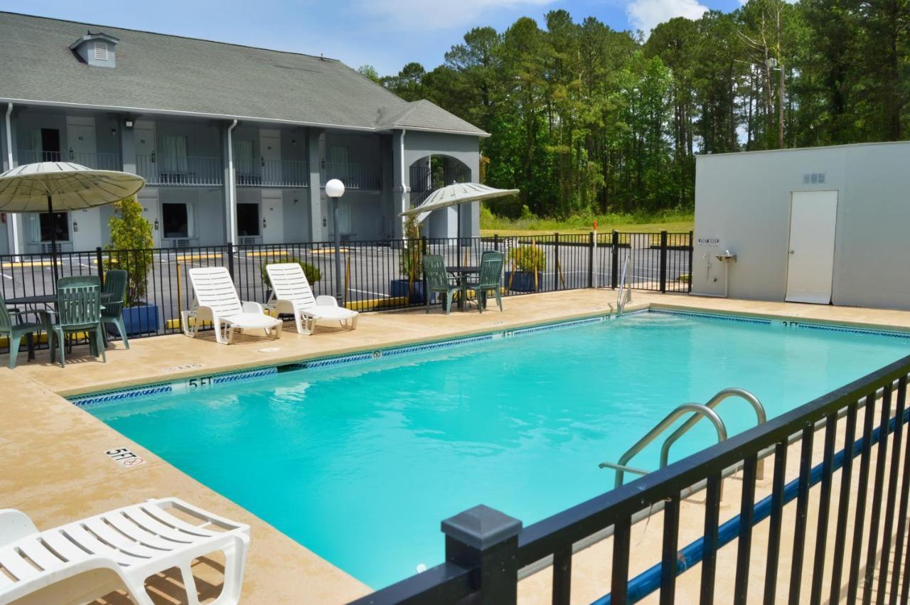 Days Inn By Wyndham Hardeeville Near Hilton Head Exterior foto