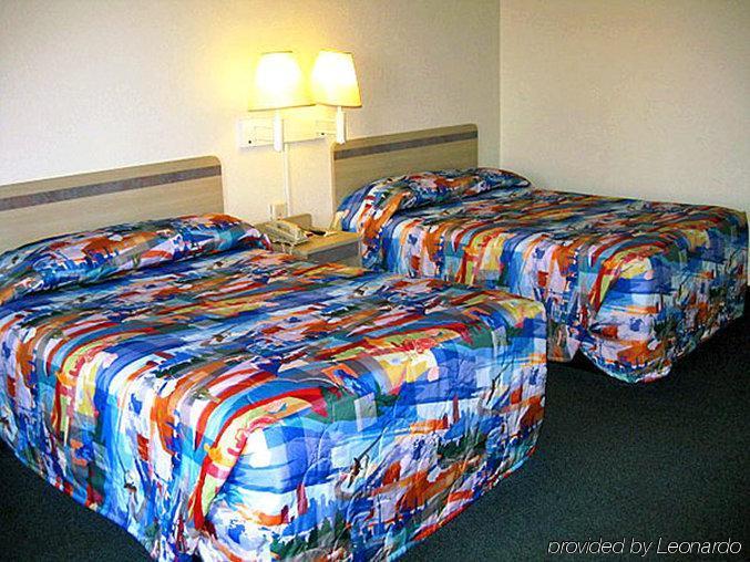 Days Inn By Wyndham Hardeeville Near Hilton Head Exterior foto