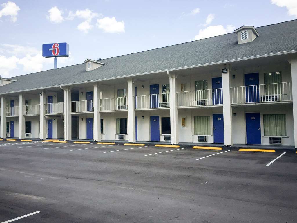 Days Inn By Wyndham Hardeeville Near Hilton Head Exterior foto