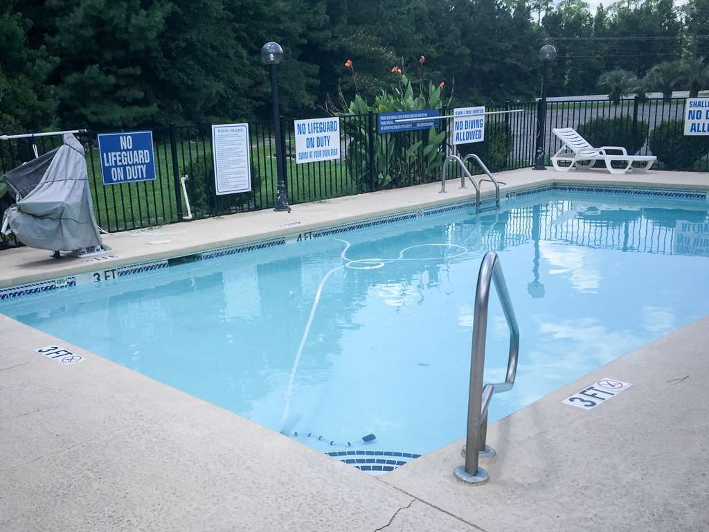 Days Inn By Wyndham Hardeeville Near Hilton Head Instalações foto